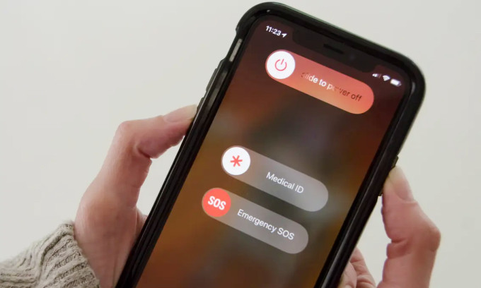 iPhone gặp lỗi tắt nguồn vào ban đêm