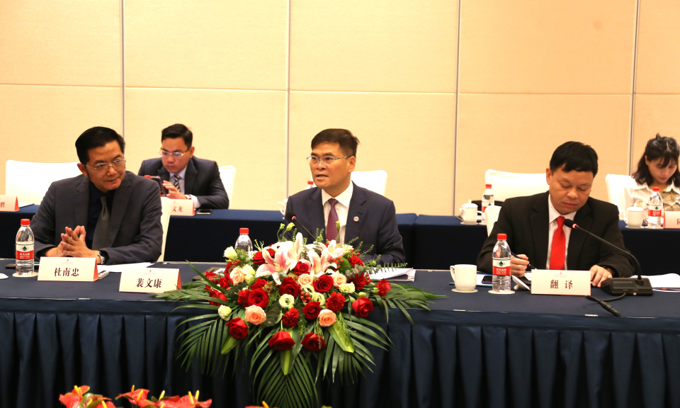 Đoàn đại biểu tỉnh Quảng Ninh thăm, làm việc tại Phòng Thành Cảng, Quảng Tây, Trung Quốc