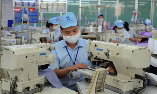 Áp dụng mức thuế GTGT 8% hay 10%?