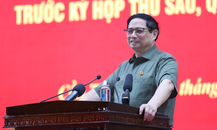Thủ tướng tiếp xúc cử tri thanh niên, sinh viên, lao động trẻ trước kỳ họp Quốc hội