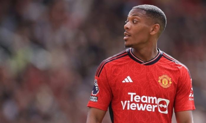 M.U chốt điều kiện bán đứt Martial