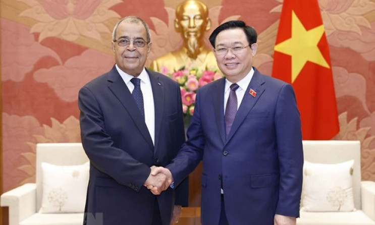 Chủ tịch Quốc hội: Đẩy mạnh quan hệ thương mại Việt Nam-Algeria