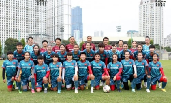 Huỳnh Như cùng ĐT nữ Việt Nam dự vòng loại Olympic Paris 2024