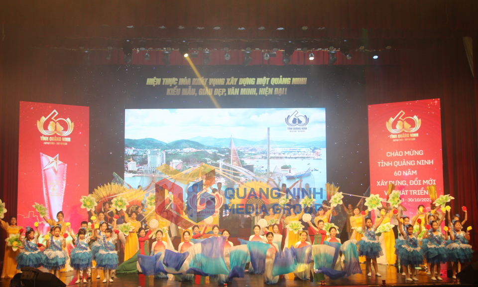 Cuộc thi sân khấu hóa tìm hiểu “Quảng Ninh 60 năm xây dựng và phát triển” cụm các thành phố, thị xã, tháng 10-2023