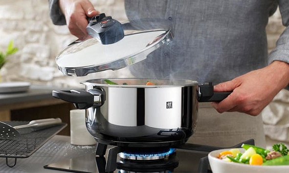 Nguy hiểm rình rập từ phòng bếp