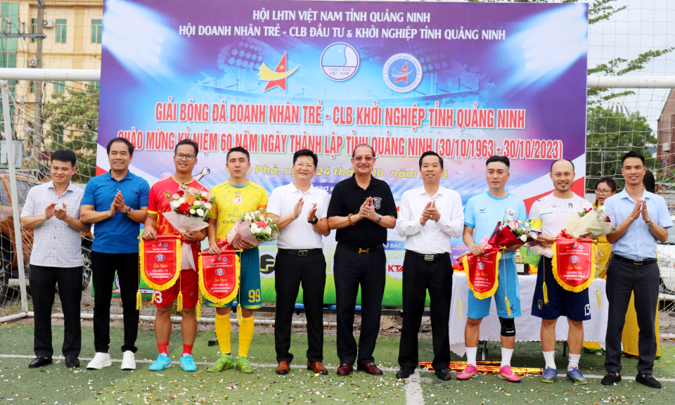 Giải bóng đá Doanh nhân trẻ - CLB Khởi nghiệp chào mừng 60 năm thành lập tỉnh