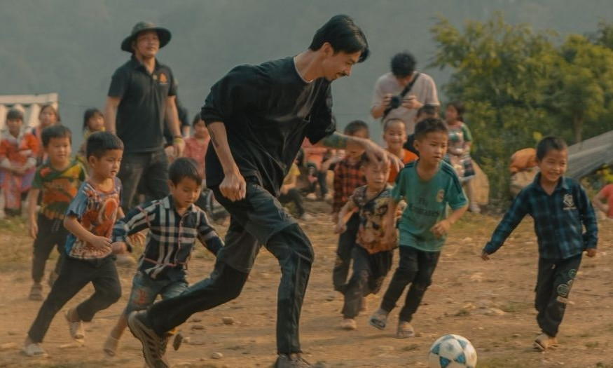 Showbiz Việt cần thêm lời xin lỗi, lòng biết ơn