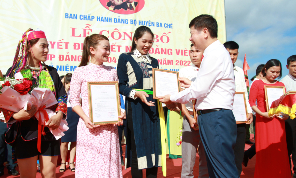 Phát triển đội ngũ cán bộ người dân tộc thiểu số