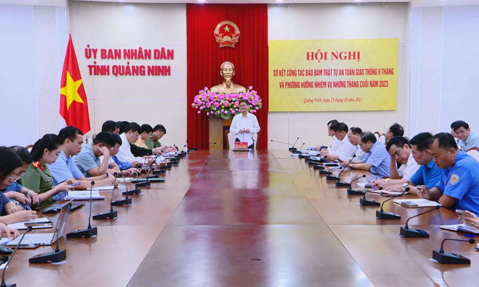 Tăng cường các biện pháp bảo đảm trật tự ATGT những tháng cuối năm