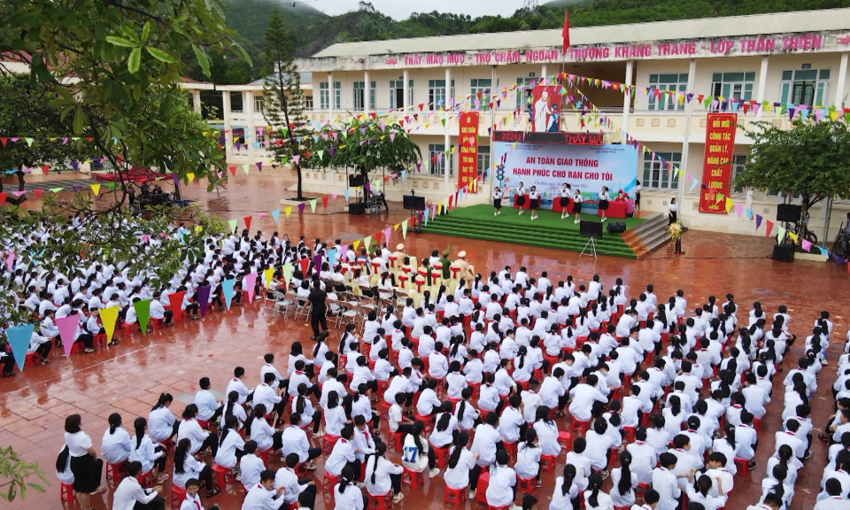 Xây dựng văn hóa giao thông từ trong học đường