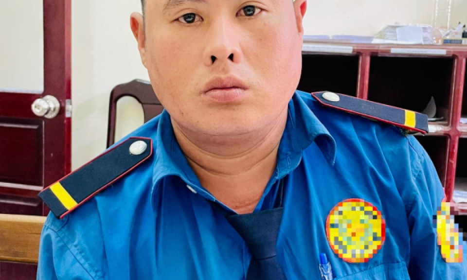 Bắt khẩn cấp nhân viên bảo vệ “quấy rối” hàng loạt bé gái, phụ nữ đi đường