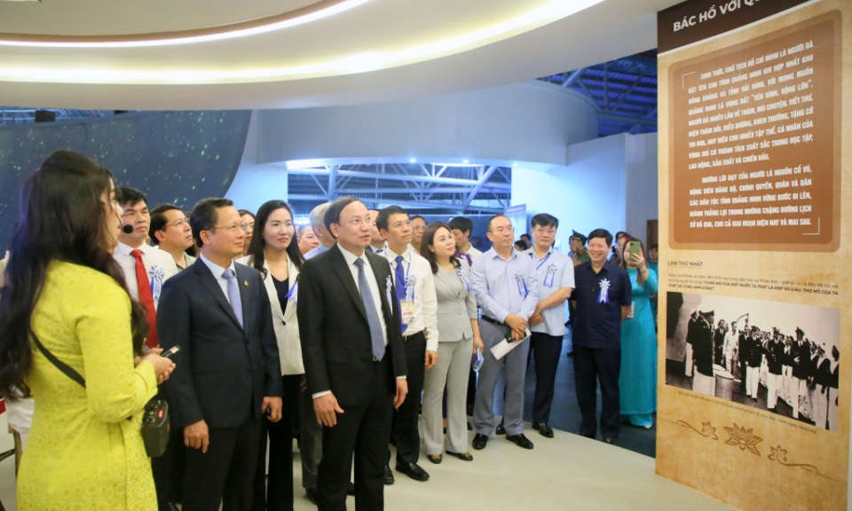 Exhibition on Quang Ninh’s 60-year development opens