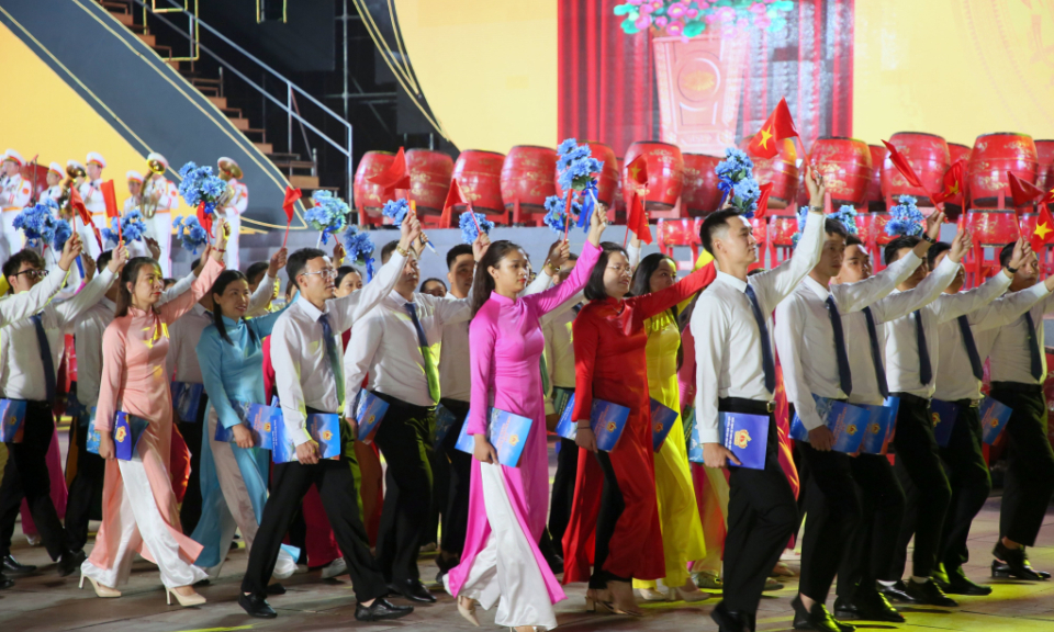 Quảng Ninh - Nơi niềm tin cháy mãi