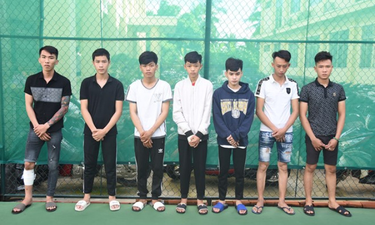 Triệu tập 9 đối tượng giải quyết mâu thuẫn bằng súng