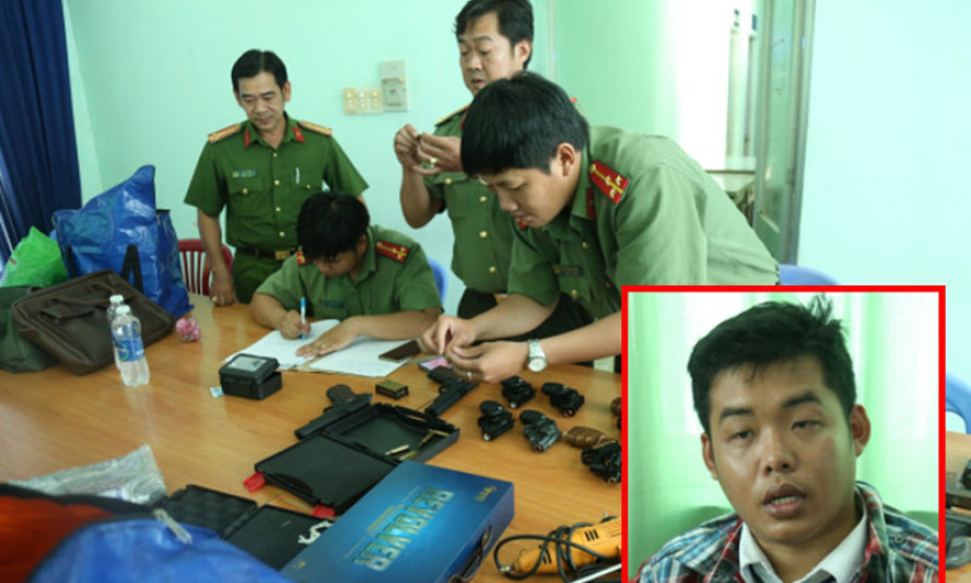 Bắt đối tượng tàng trữ 11 khẩu súng