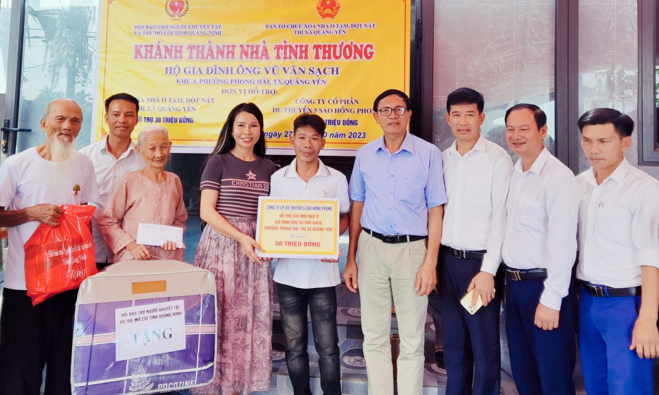 Khánh thành nhà cho 3 hộ gia đình người khuyết tật, trẻ mồ côi tại TX Quảng Yên