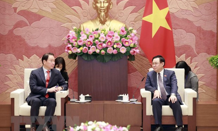 Chủ tịch Quốc hội ủng hộ đề xuất hợp tác của Tập đoàn SK về năng lượng