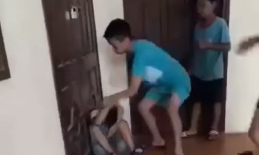 Nam sinh lớp 7 bị đánh hội đồng: Kiểm điểm lãnh đạo xã, trường