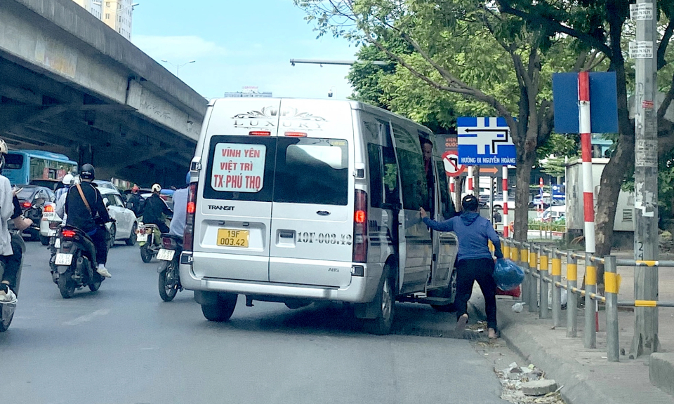 Sớm lấp lỗ hổng quản lý vận tải khách