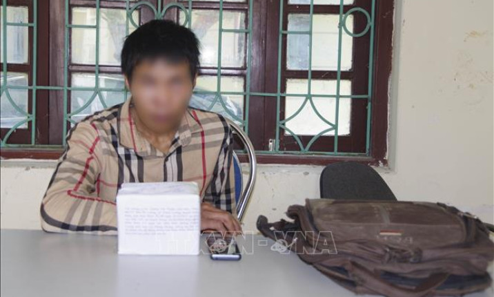 Bắt đối tượng mua bán 1.000 viên ma túy tổng hợp và 400 gram heroin