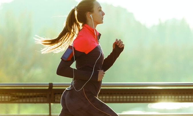Có nên tập thể dục buổi sáng khi trời se lạnh?