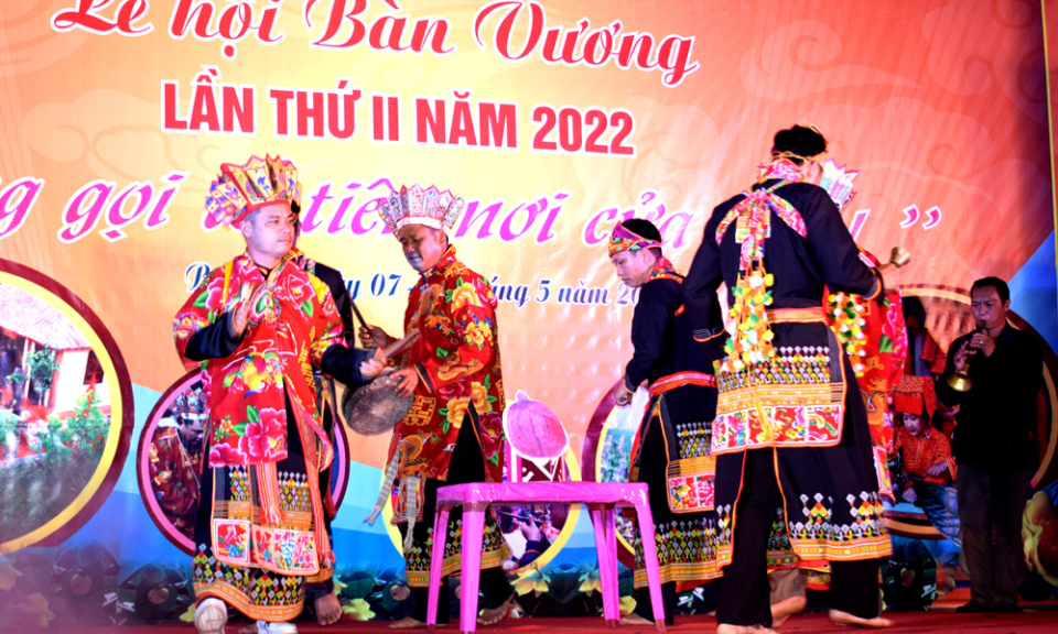 Nét văn hóa đặc sắc vùng đất địa đầu Đông Bắc