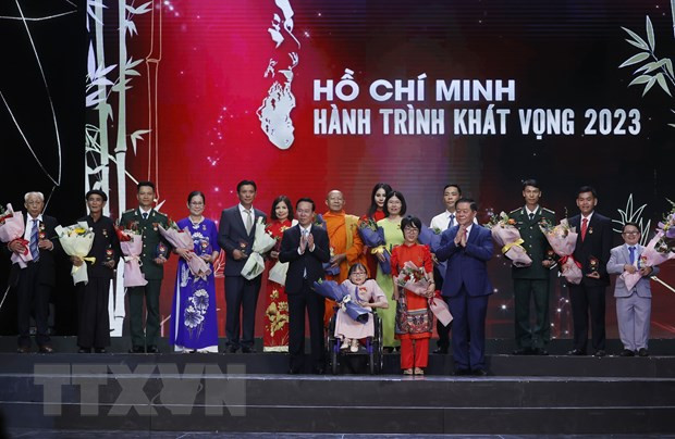 Ho Chi Minh - Hanh trinh khat vong 2023: Ton vinh dien hinh tieu bieu hinh anh 1