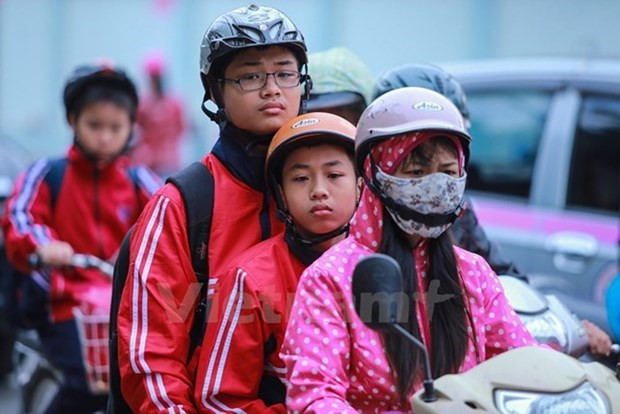 Khong khi lanh tran ve, khu vuc mien Bac troi chuyen mua hinh anh 1