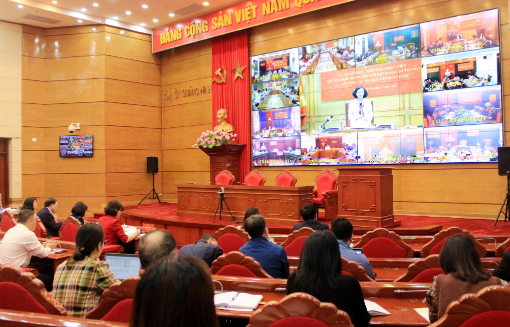 Đồng chí Trương Thị Mai, Ủy viên Bộ Chính trị, Thường trực Ban Bí thư, Trưởng ban Tổ chức Trung ương kết luận hội nghị.