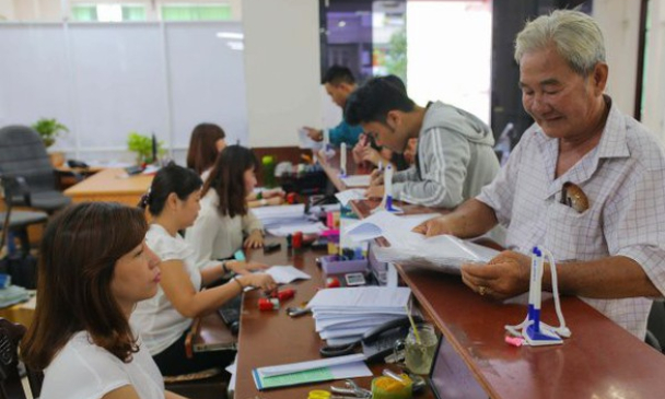 Có thể bảo lưu thời gian đóng BHXH chờ đủ tuổi về hưu