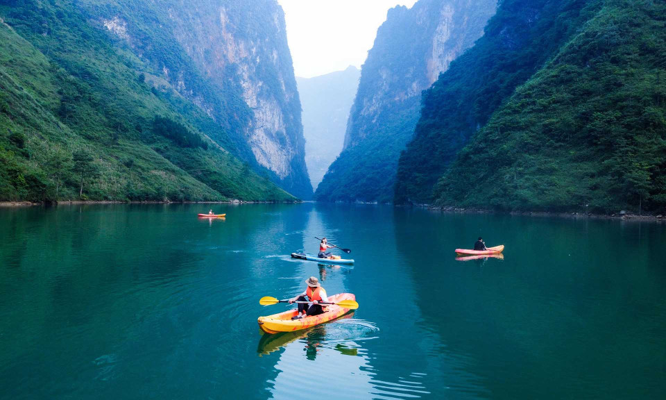 Hà Giang thu phí tham quan Cao nguyên đá Đồng Văn