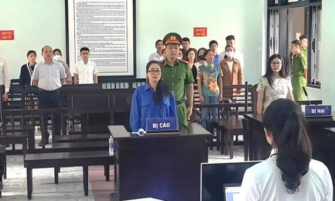 Nguyên phó hiệu trưởng lĩnh 12 năm tù vì tội lừa đảo