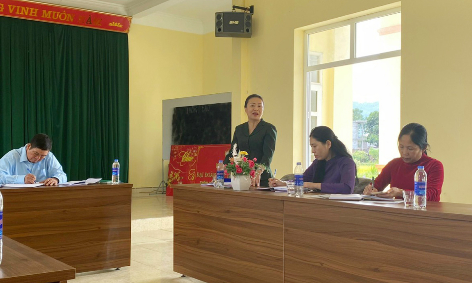 Phó Chủ tịch Thường trực HĐND tỉnh dự sinh hoạt chi bộ thôn Bản Chuồng, xã Lục Hồn (huyện Bình Liêu)
