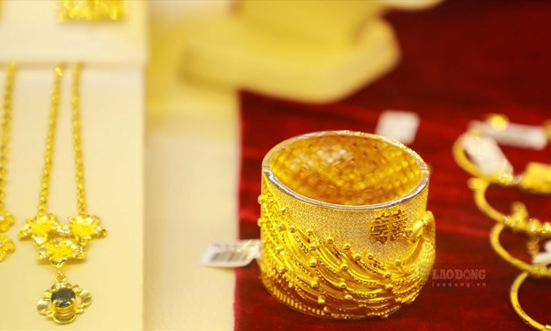 Giá vàng hôm nay 5.11: Lỗ 2 triệu đồng/lượng sau 1 tuần mua vào