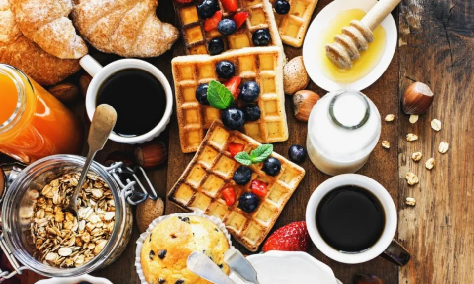 7 dấu hiệu cảnh báo bạn đang ăn quá nhiều đường