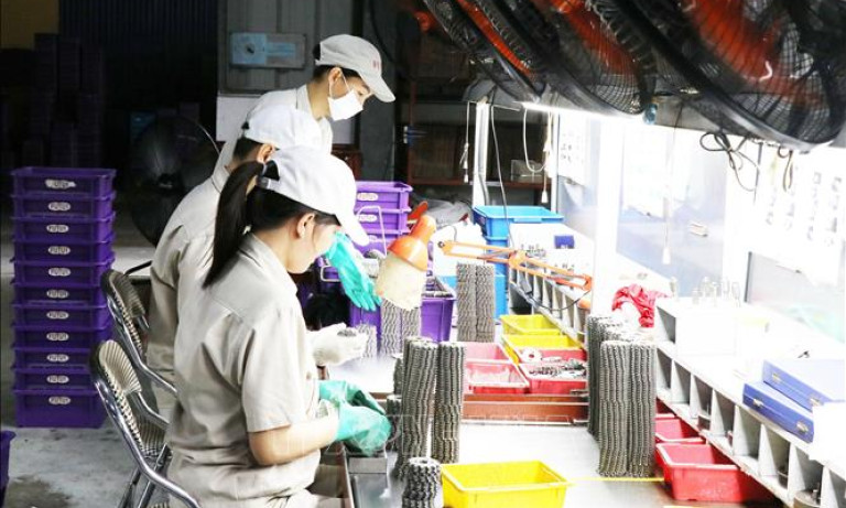 Kỳ vọng tăng tốc sản xuất công nghiệp về cuối năm