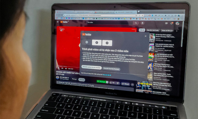 'Cuộc chiến' chặn quảng cáo YouTube