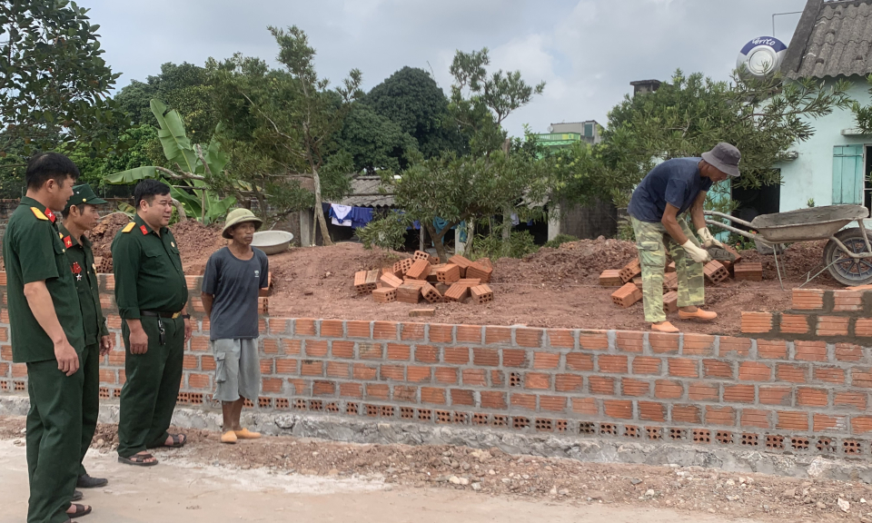 Mô hình "Thắp sáng đường quê" ở Đông Hải