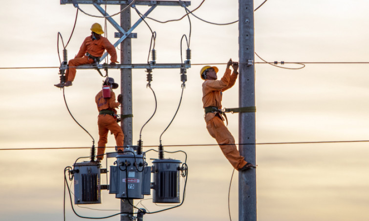 Giá điện tăng 4,5% lên hơn 2.000 đồng/kWh từ hôm nay