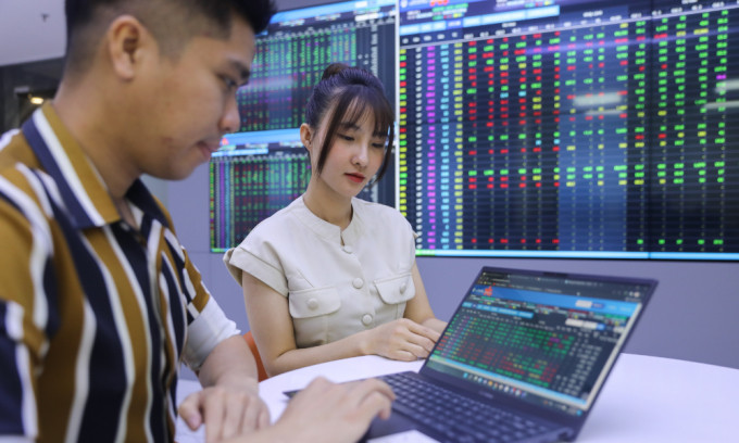 VN-Index steadies at 3-week high