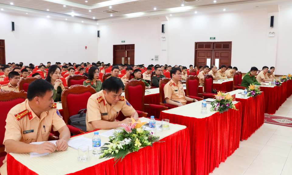 Tập huấn nghiệp vụ công tác điều tra, giải quyết tai nạn giao thông năm 2023 tại Quảng Ninh