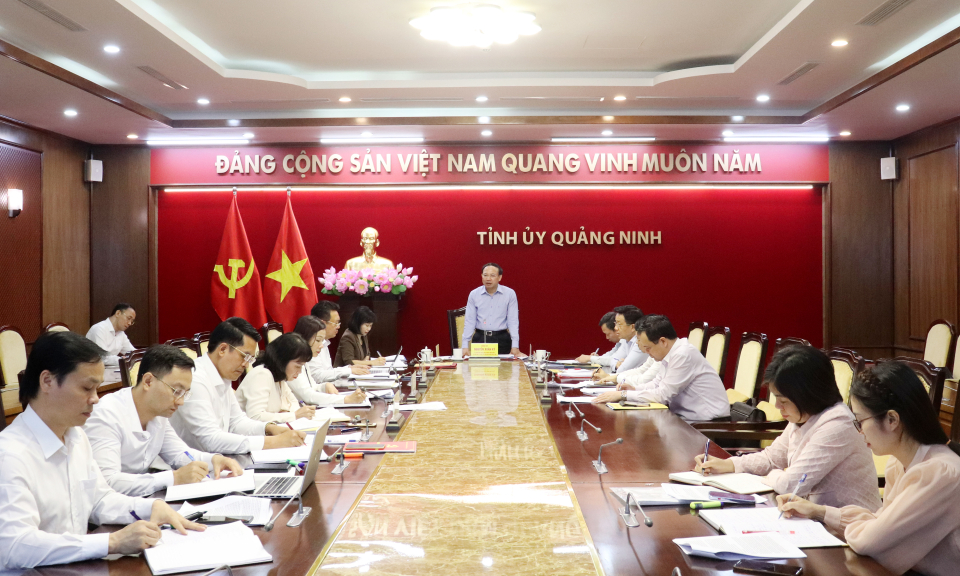 Giao ban Thường trực Tỉnh ủy