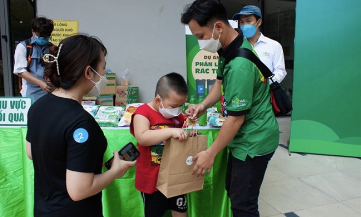 Cuối năm 2024 xử phạt hành vi không phân loại rác là thách thức với các địa phương