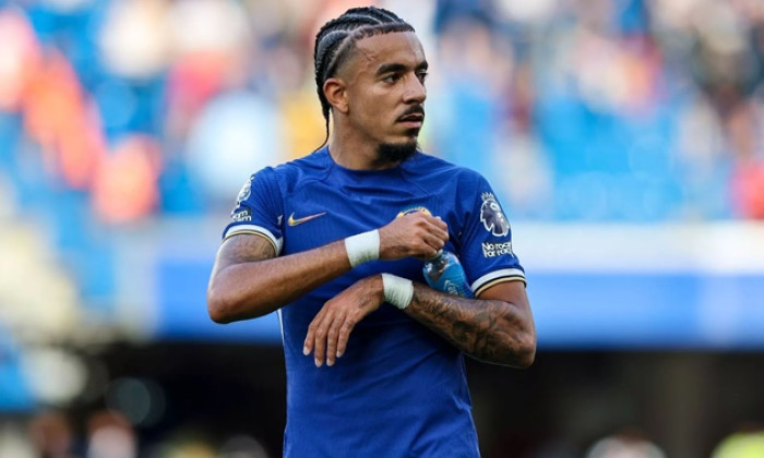 Chelsea nhận tin dữ về Malo Gusto