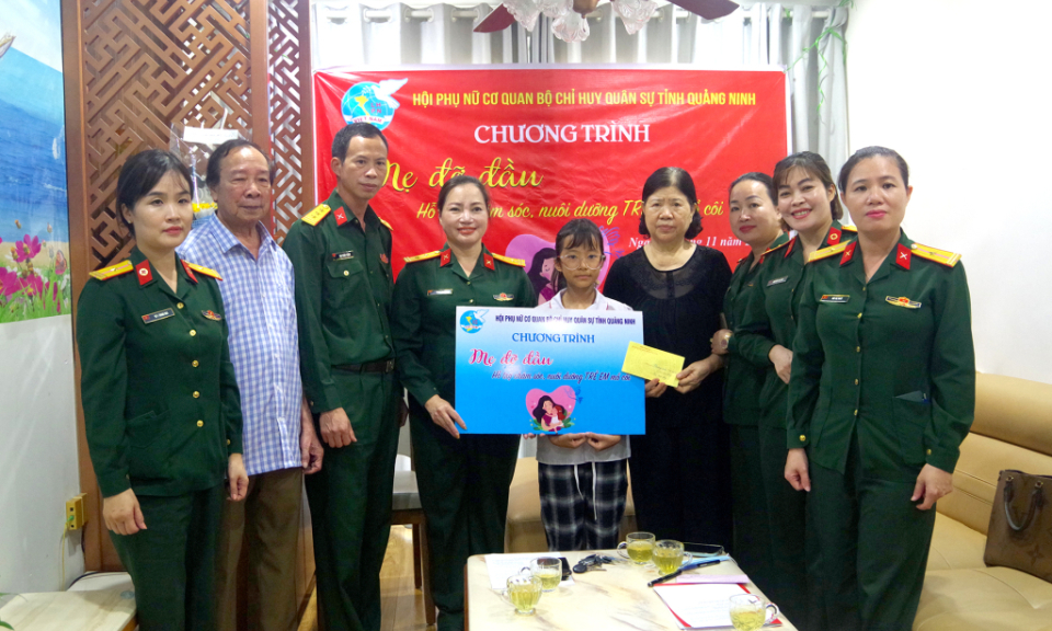 Chương trình “Mẹ đỡ đầu”: Điểm tựa cho trẻ em thiếu may mắn