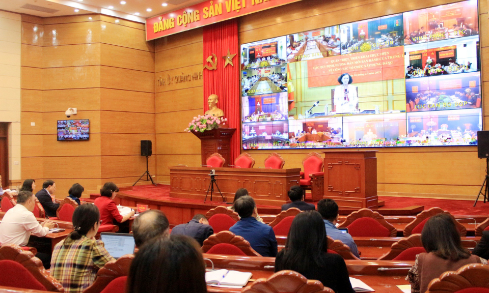 Quán triệt, triển khai thực hiện các quy định, hướng dẫn mới của Trung ương về công tác tổ chức xây dựng Đảng