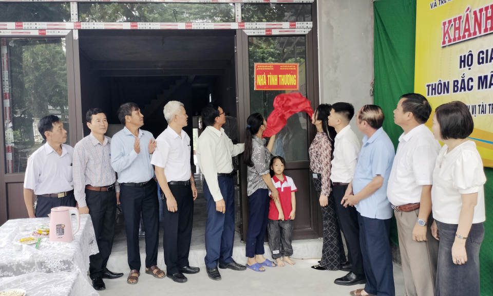 Nỗ lực xóa nhà tạm, nhà ở dột nát