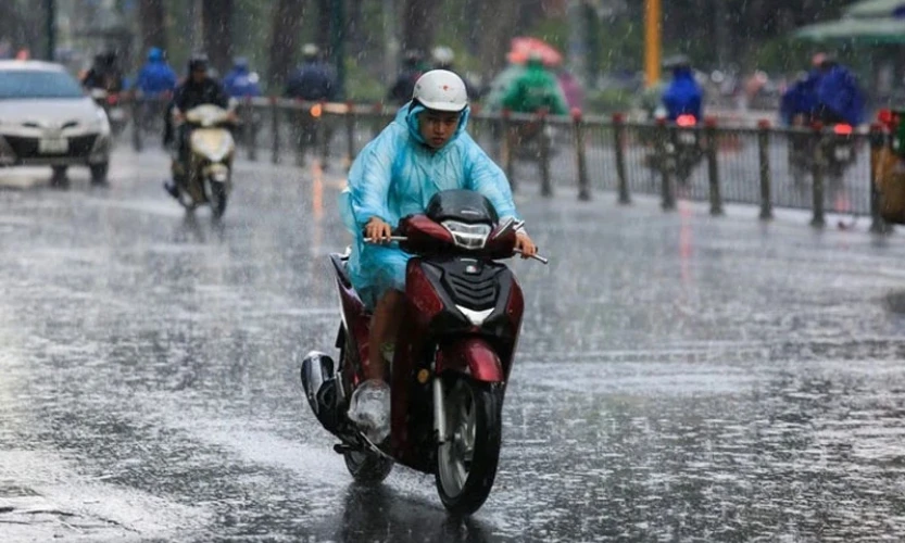 Đông Bắc Bộ có mây, ngày nắng, đêm không mưa; sáng và đêm trời rét.