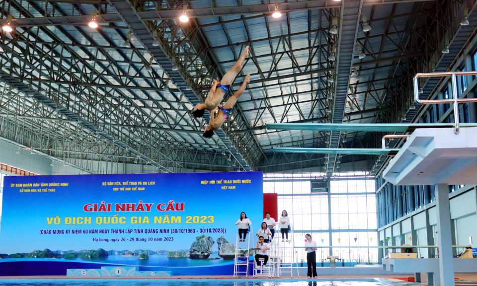 Vượt khó để phát triển môn nhảy cầu