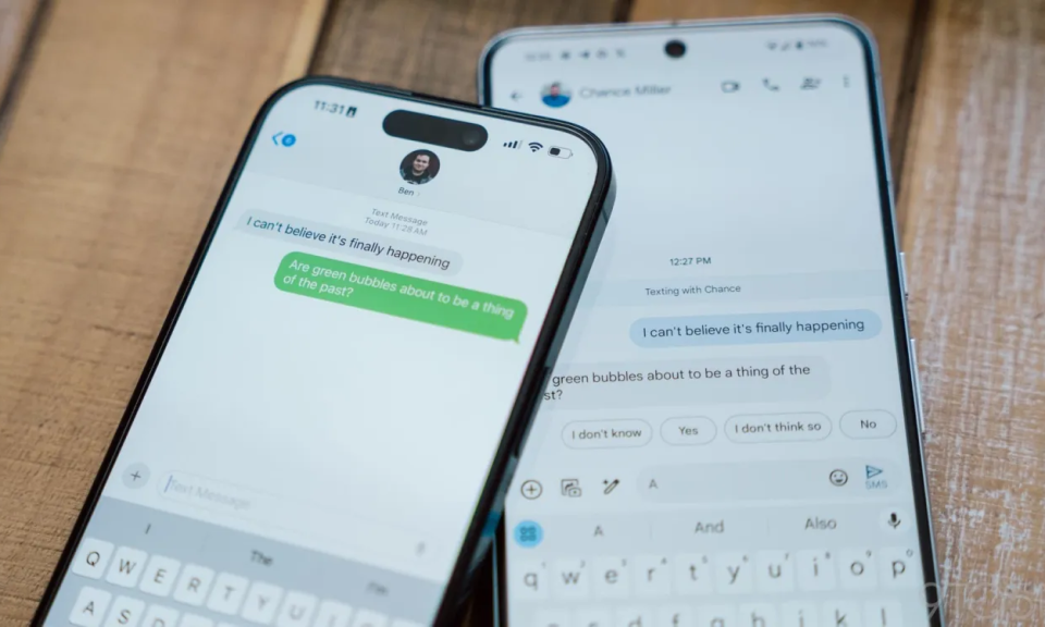 Tin nhắn iPhone sắp hết thời lúc xanh lá, lúc xanh dương